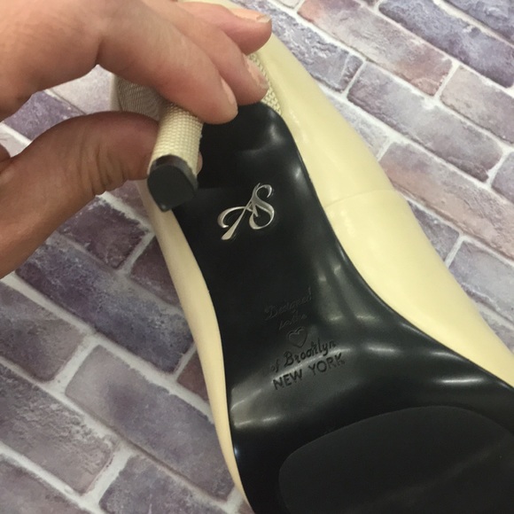 NEW Antonia Saint Victoria handcrafted ergo heels - Picture 10 of 10